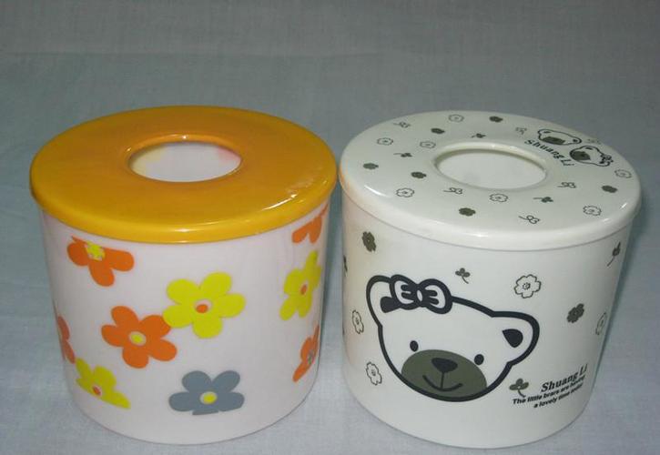 请注意:本图片来自台州市黄岩鼎泰塑模有限公司提供的塑料纸巾盒模具